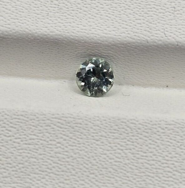 4.02x2.60mm round Australian sapphire facet
