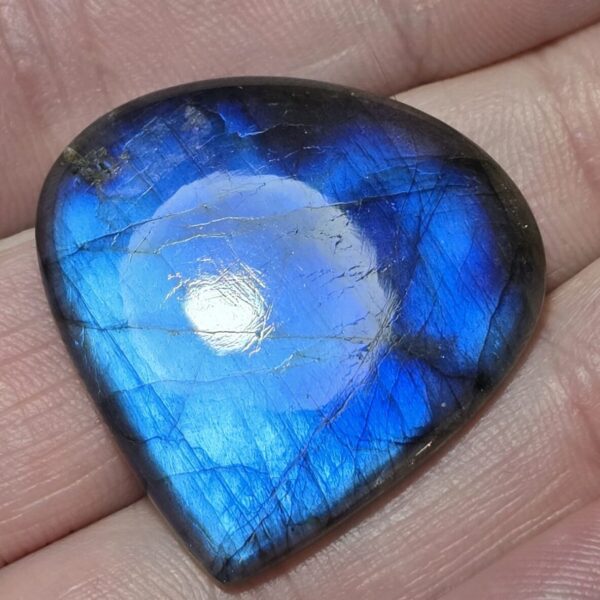 33x33mm blue labradorite cabochon