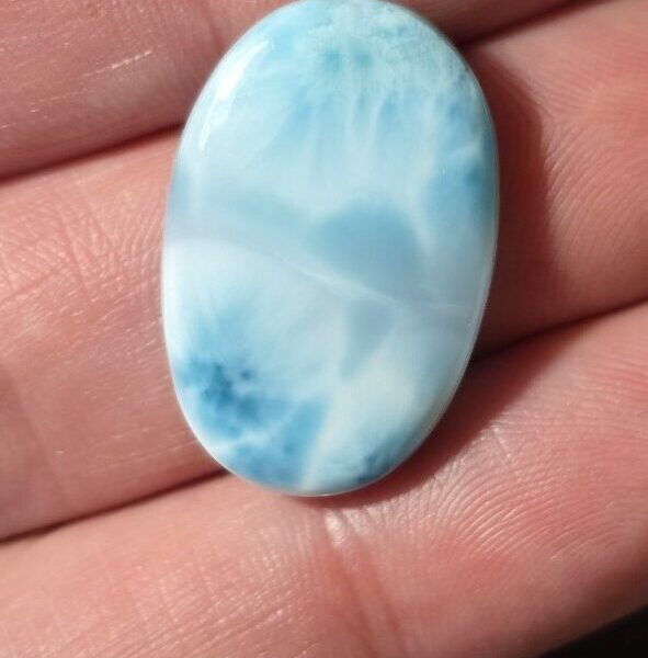 28x18mm AAA-grade larimar cabochon