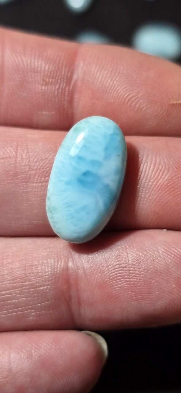 22x12mm AAA-grade larimar cabochon
