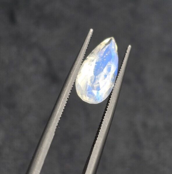 14.95x6.57x4.86mm gem-grade blue moonstone facet