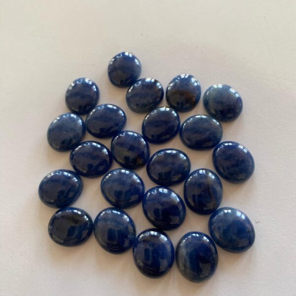 14x12mm unheated oval sapphire cabochon