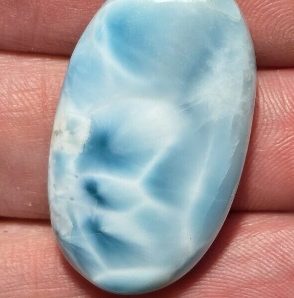 37x21mm AAA-grade larimar cabochon