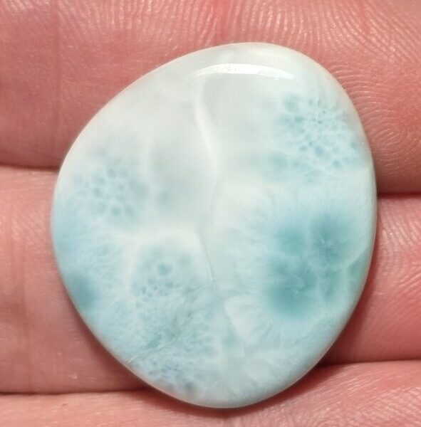 30x26mm AAA-grade larimar cabochon