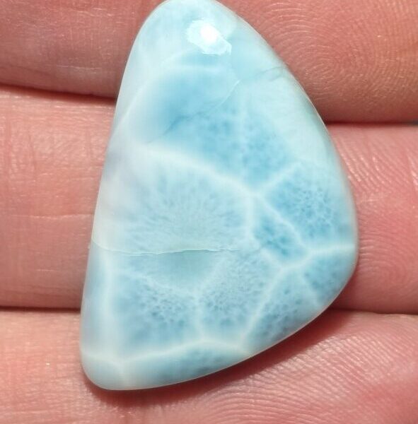 33x22mm AAA-grade larimar cabochon