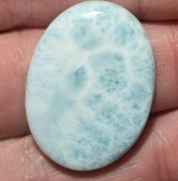 31x23mm AAA-grade larimar cabochon
