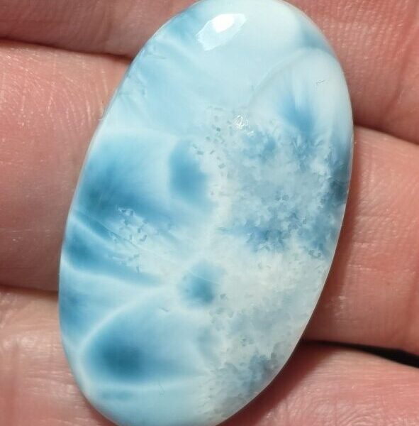 36x21mm AAA-grade larimar cabochon