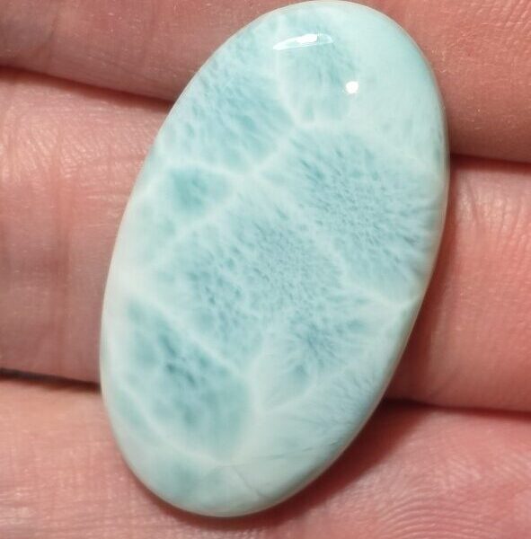34x19mm AAA-grade larimar cabochon