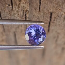 Your precious gems 5.52x5.45x3.73mm round tanzanite facet