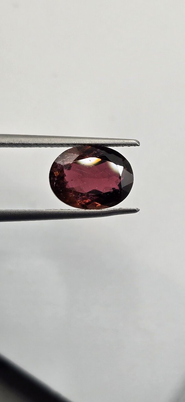 10.65x8.05x4.74mm oval Brazilian tourmaline facet