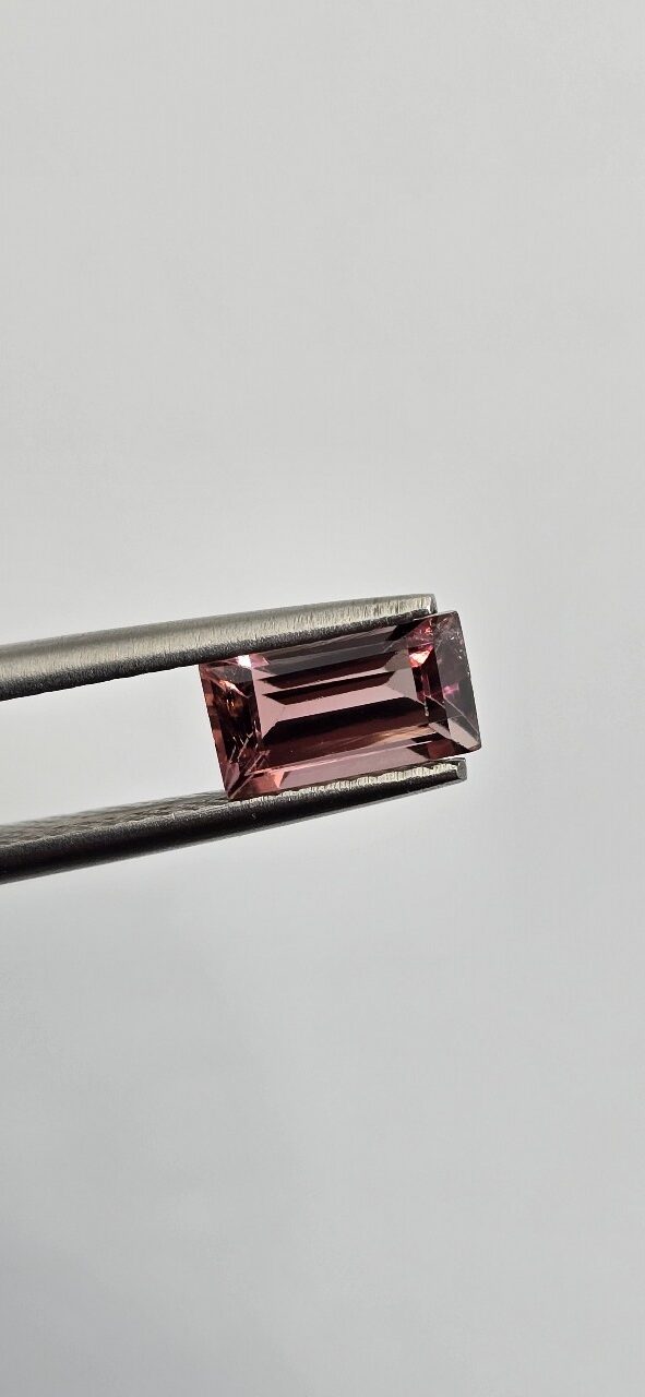 7.66x4.09x3.76mm baguette Brazilian tourmaline facet