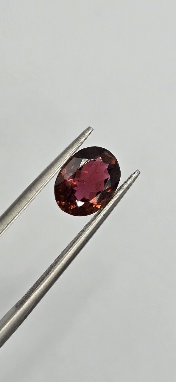 8.91x6.67x3.88mm oval Brazilian tourmaline facet