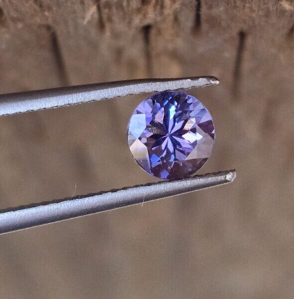 5.45x5.45x4.35mm round tanzanite facet