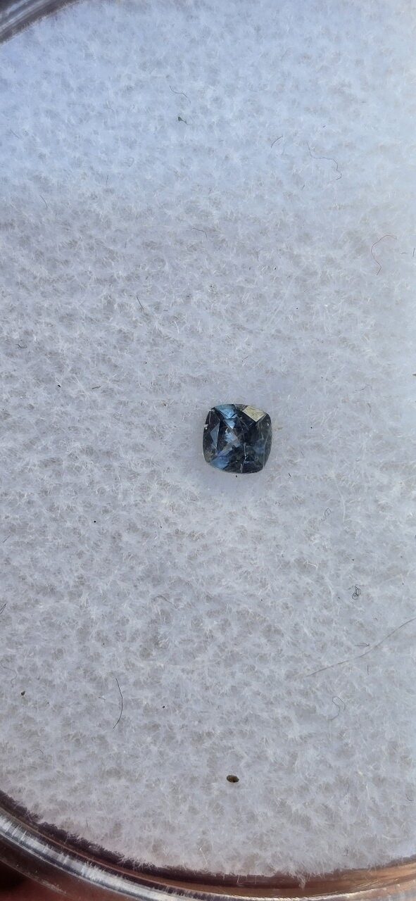 3.15x3.10x2.06mm cushion Australian sapphire facet