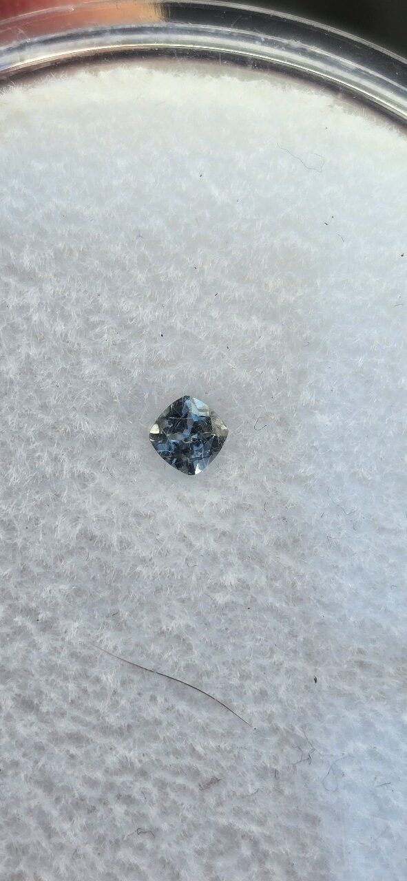 3.05x3.03x2.22mm cushion Australian sapphire facet