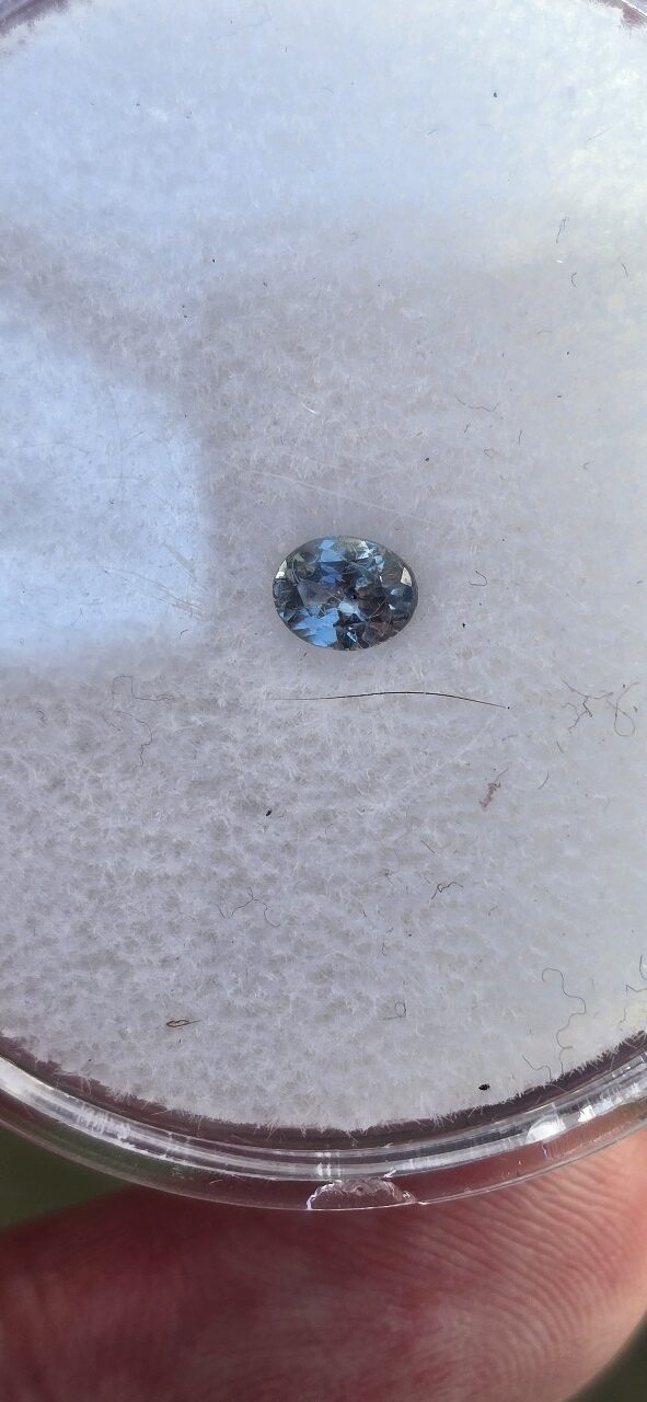 5.06x4.00x2.72mm oval Australian sapphire facet