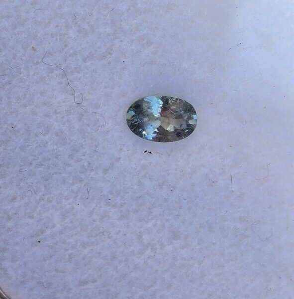 6.14x4.13x2.79mm oval Australian sapphire facet