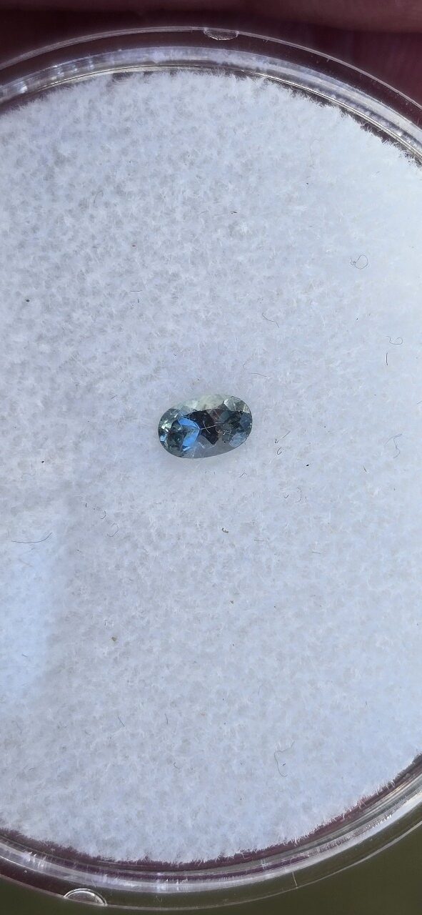 5.08x3.22x2.39mm oval Australian sapphire facet