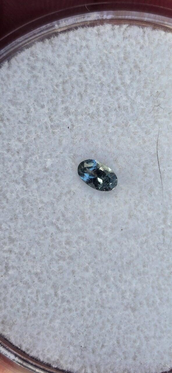 5.10x3.14x2.16mm oval Australian sapphire facet