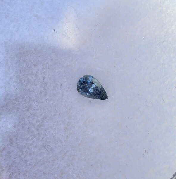 5.44x3.47x2.46mm pear Australian sapphire facet