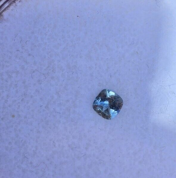 4.01x3.98x2.43mm cushion Australian sapphire facet