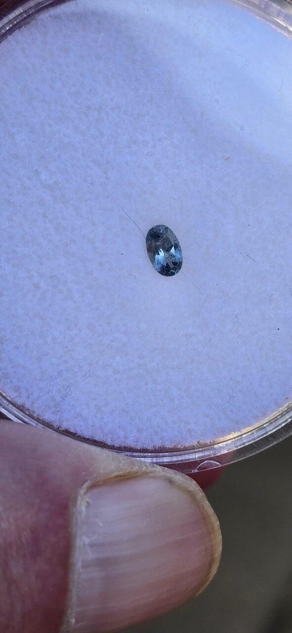 4.78x3.08x1.99mm oval Australian sapphire facet