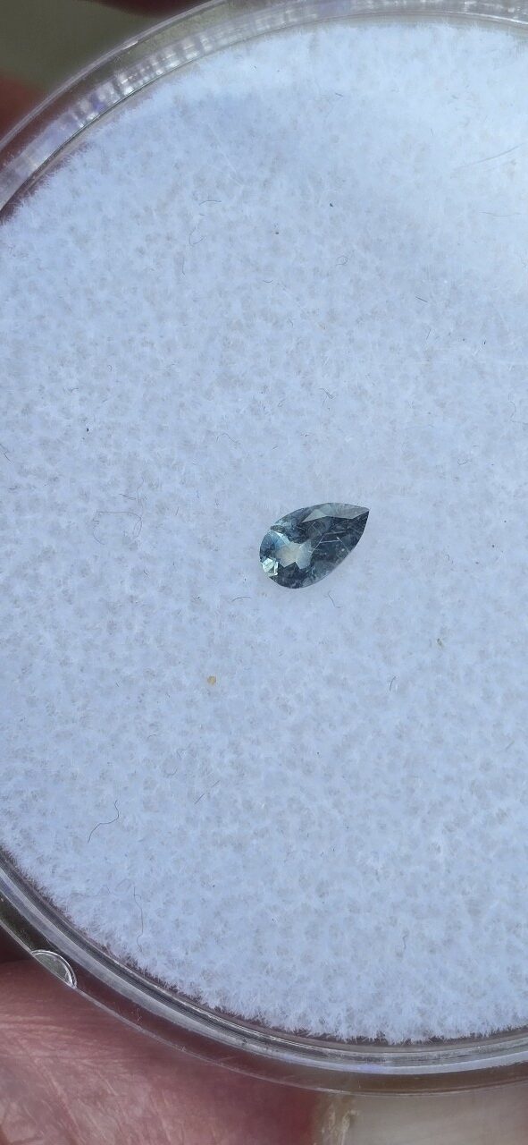 5.02x2.98x1.97mm pear Australian sapphire facet