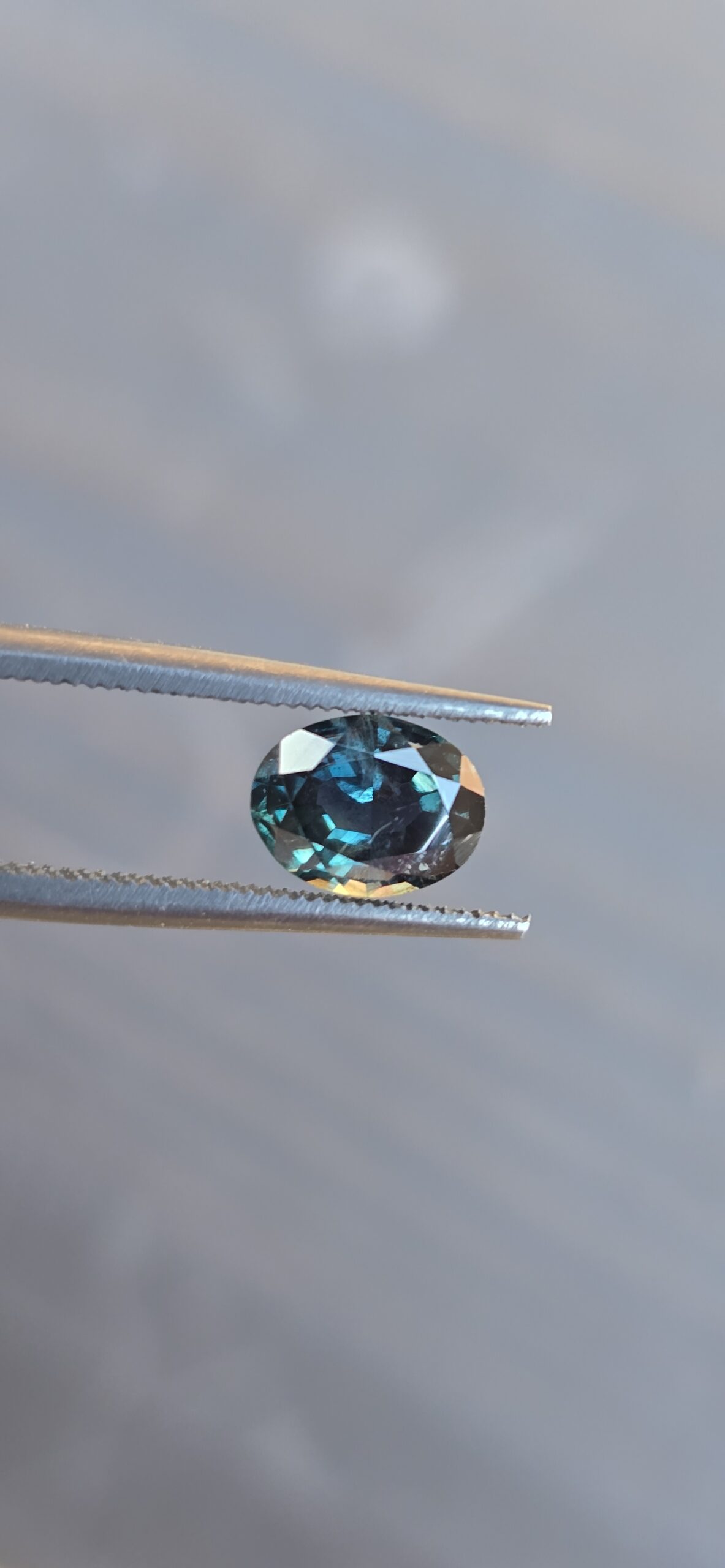 7.55x5.89x3.97mm oval Australian sapphire facet