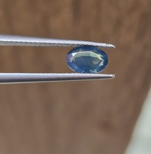 7.10x4.72x2.85mm oval Australian sapphire facet