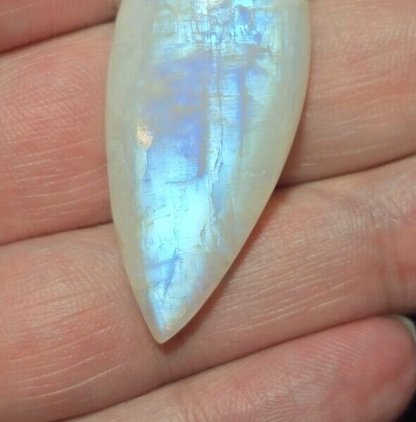 43x20mm moonstone cabochon