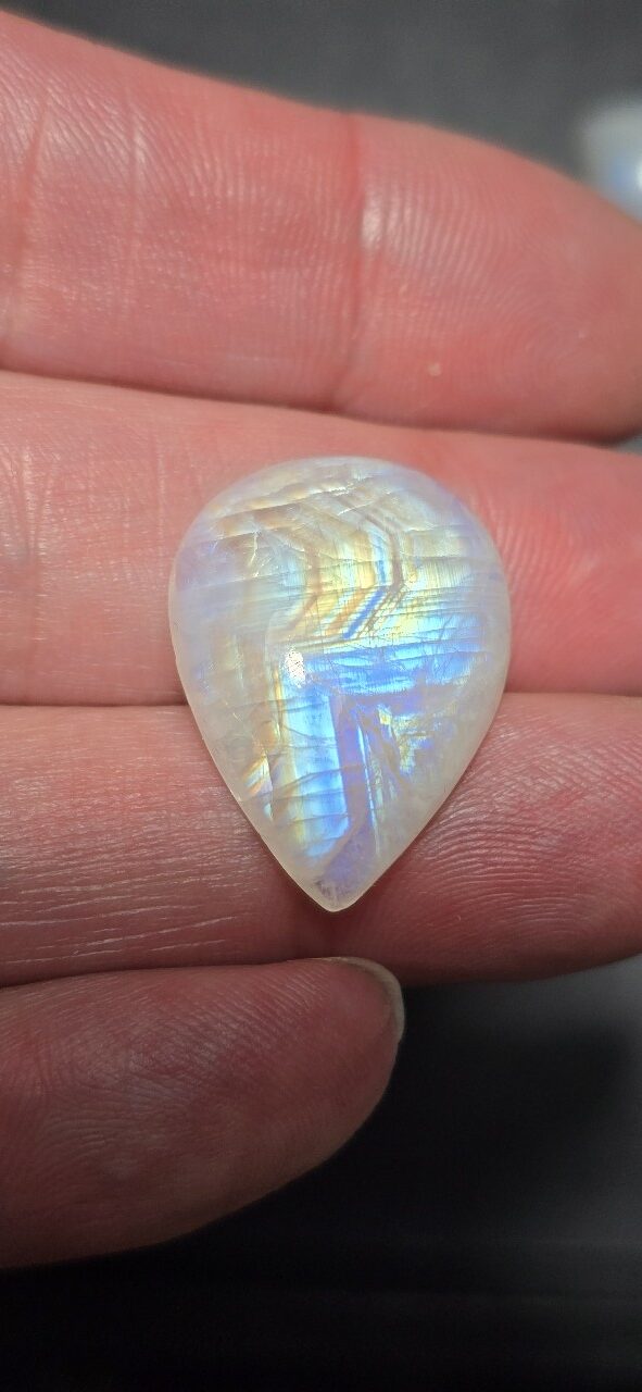 26x19mm moonstone cabochon