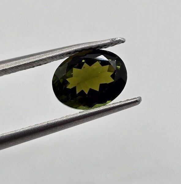 8.13x6.42x4.18mm oval Brazilian tourmaline facet