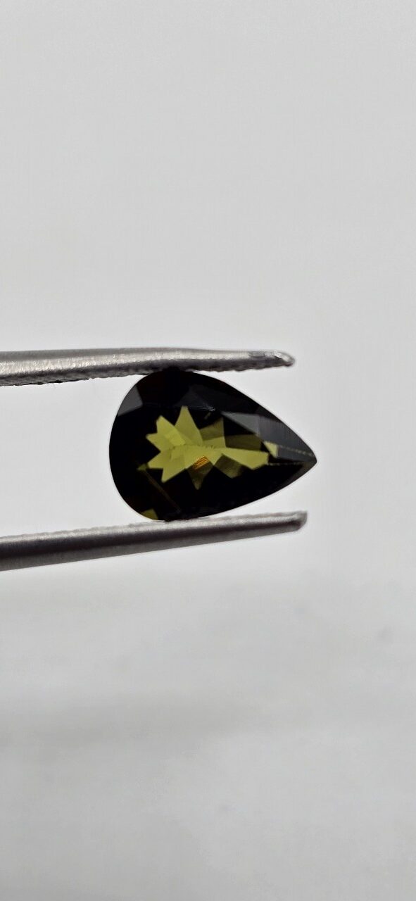 8.20x5.91x3.70mm pear Brazilian tourmaline facet