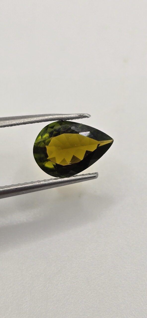 9.96x6.95x3.39mm pear Brazilian tourmaline facet