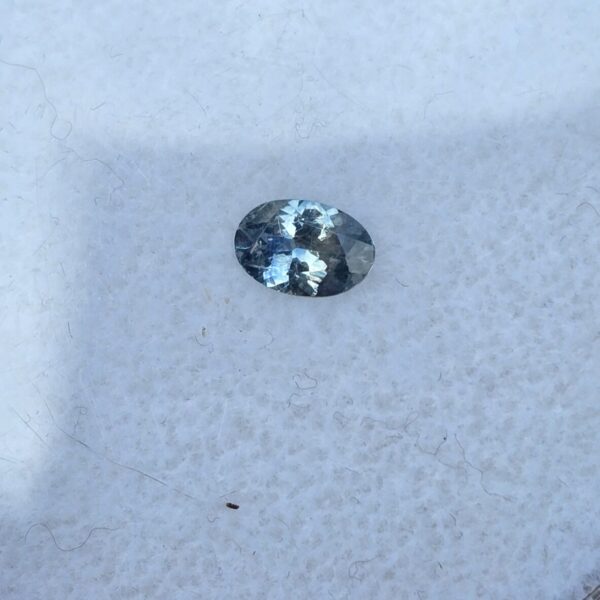6.00x4.05x2.63mm oval Australian sapphire facet