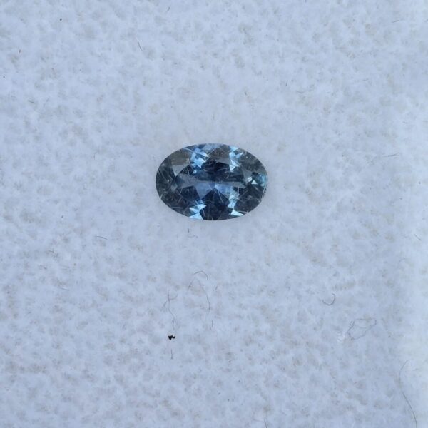 5.91x4.10x2.65mm oval Australian sapphire facet