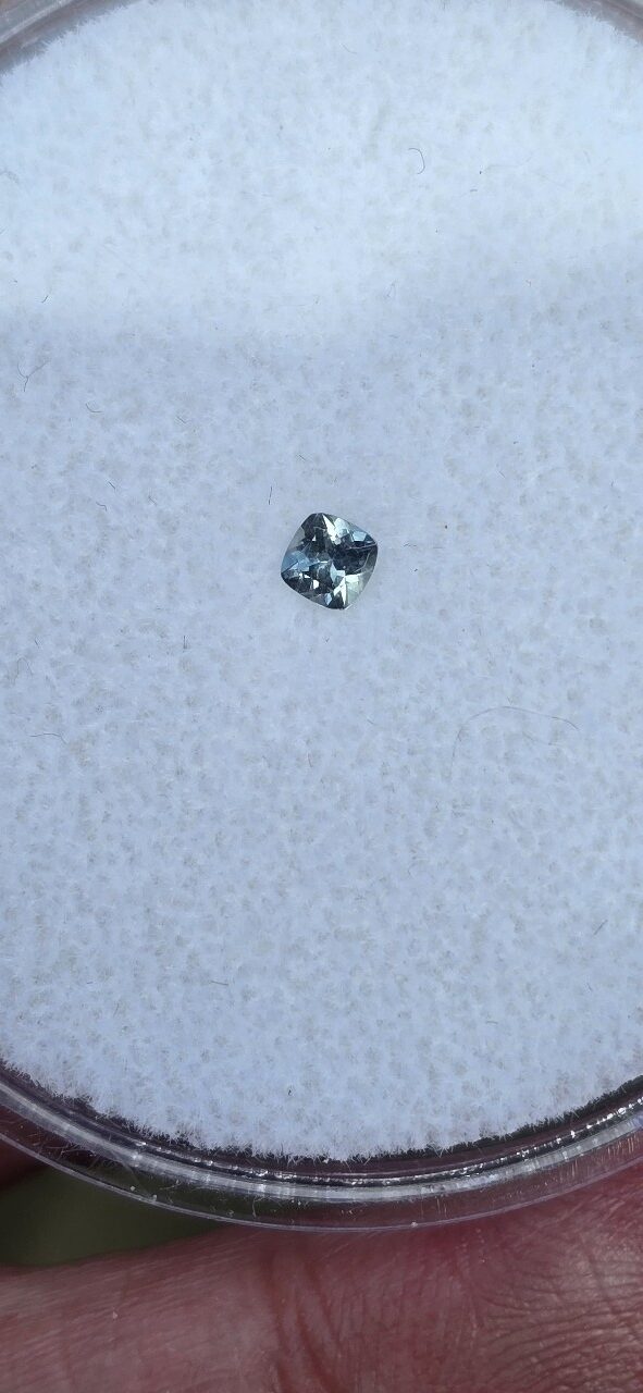3.00x3.00x2.11mm cushion Australian sapphire facet