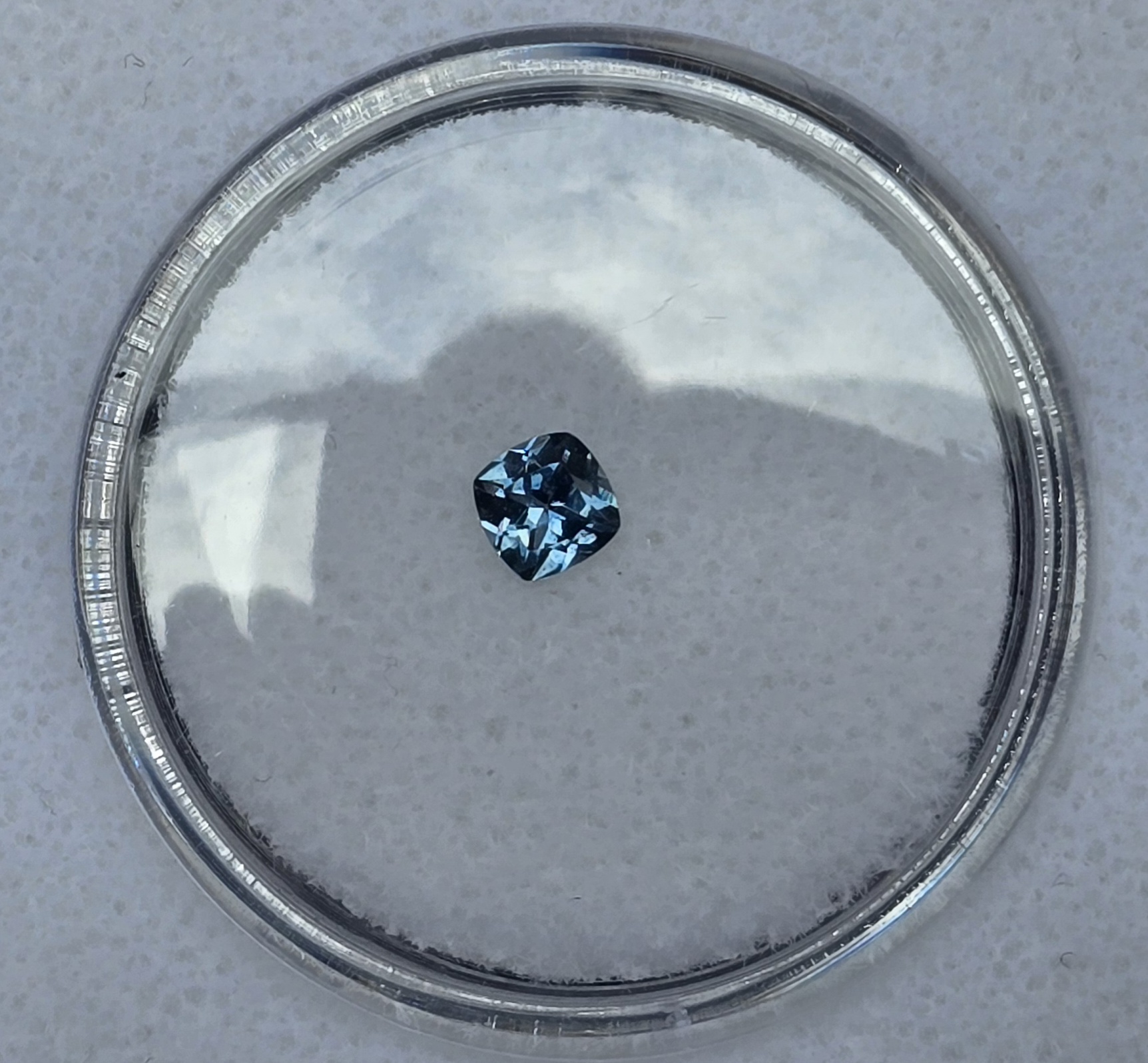 4.05x4.05x2.62mm cushion Australian sapphire facets