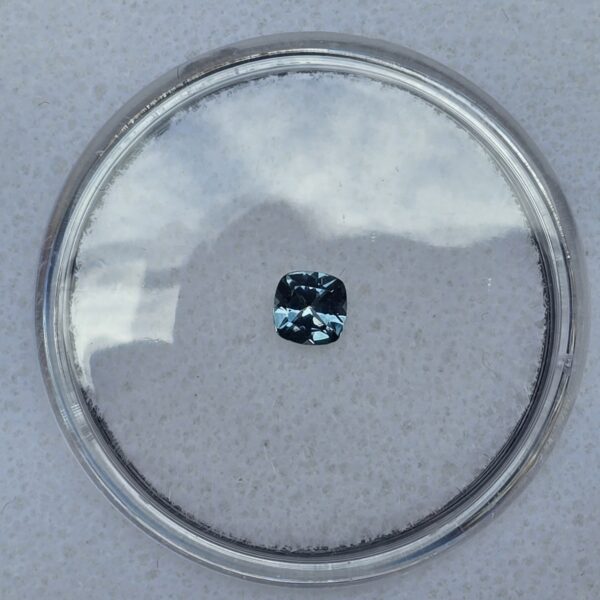 4.17x4.14x2.70mm cushion Australian sapphire facets