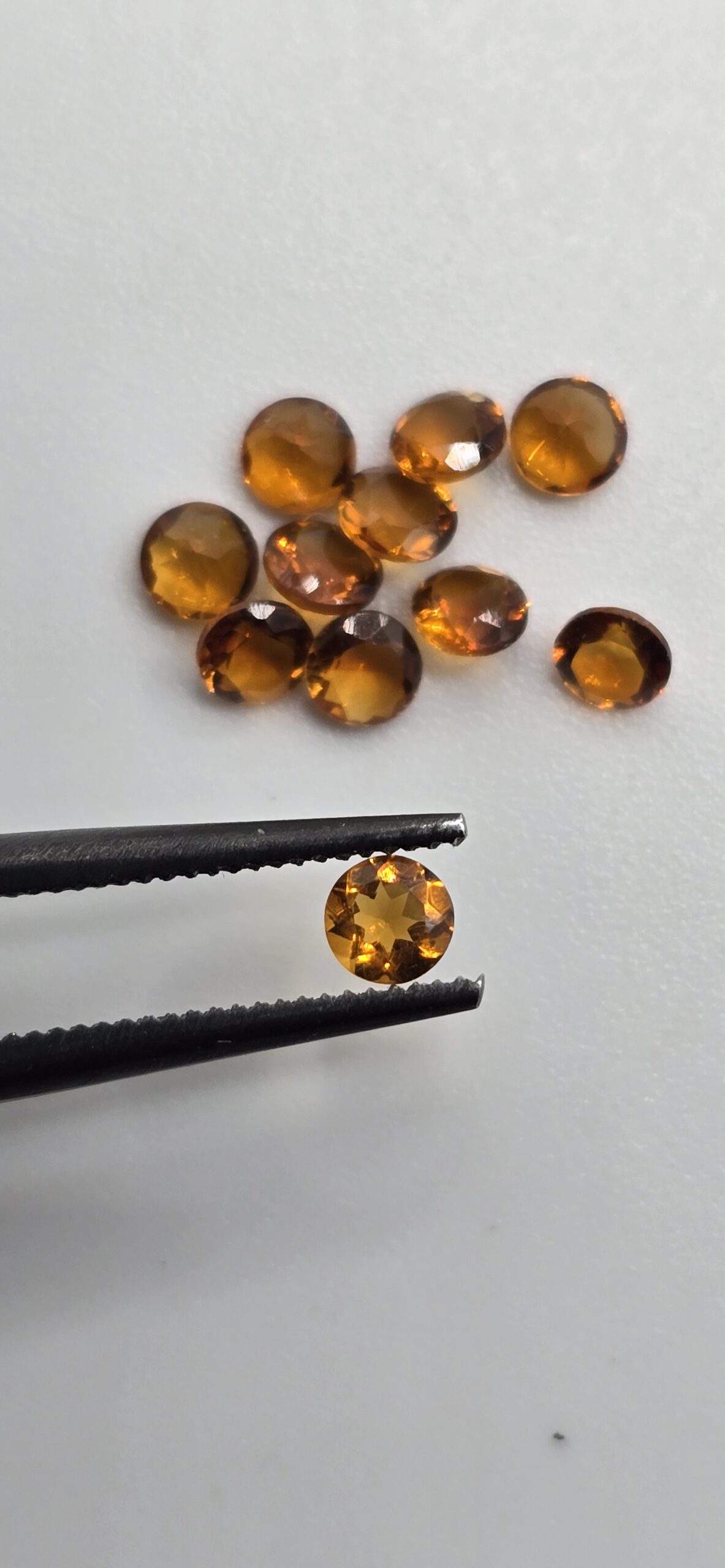 3mm block D round citrine facets, Tanzania - Image 2