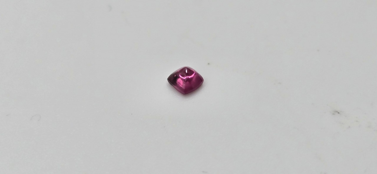 3.64x3.50x2.54mm spinel sugarloaf-cut cabochon