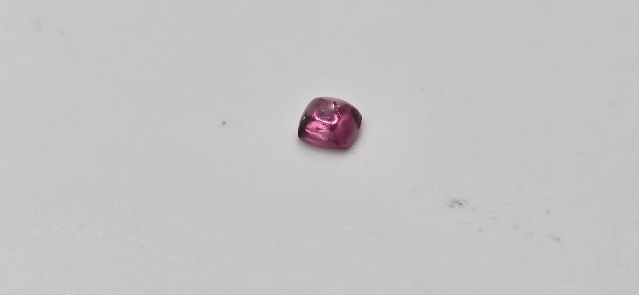 3.89x3.80x2.68mm spinel sugarloaf-cut cabochon