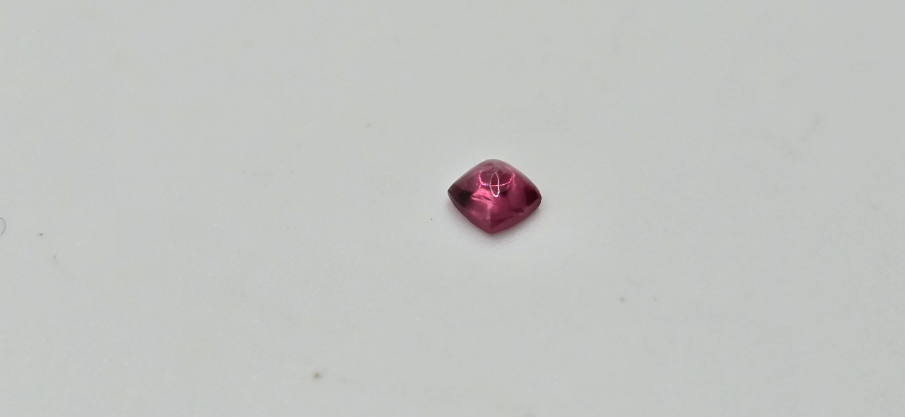 3.45x3.38x2.12mm spinel sugarloaf-cut cabochon