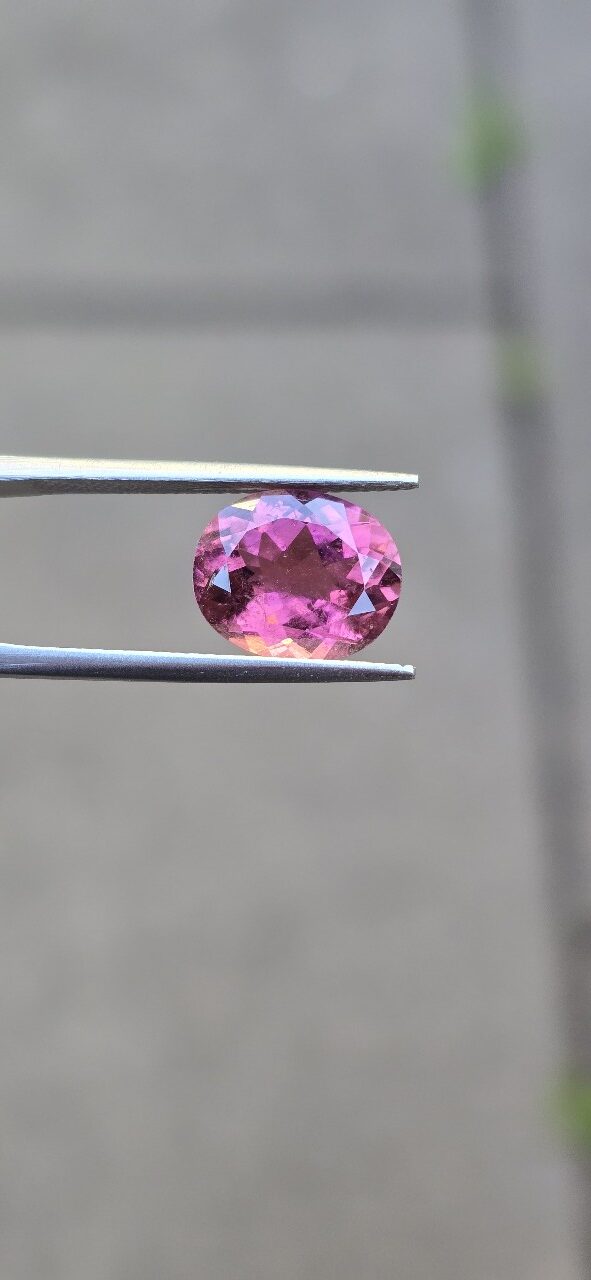11.16x9.13x5.64mm oval Brazilian tourmaline facet