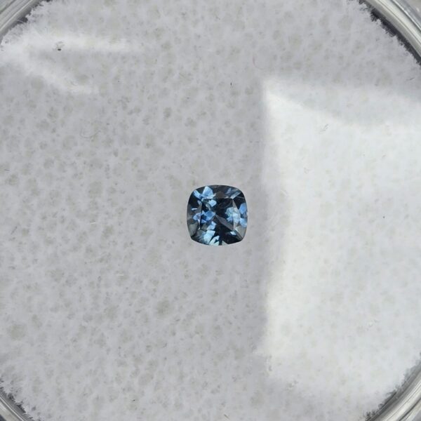 3.11x3.09x2.01mm cushion Australian sapphire facet