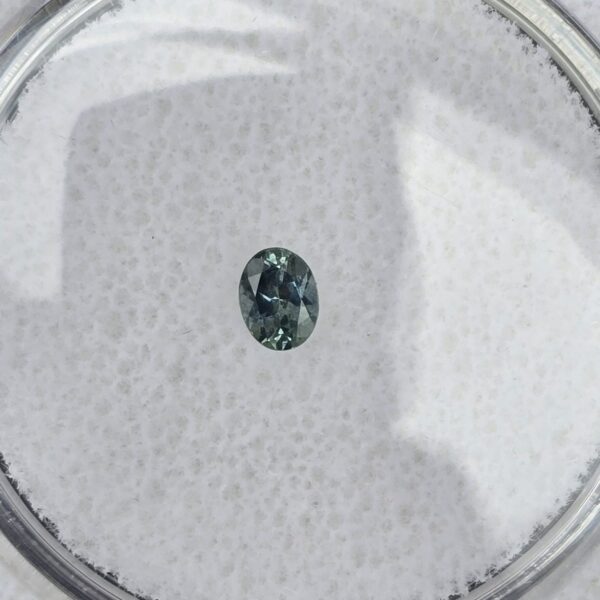4.06x3.12x2.19mm oval Australian sapphire facet
