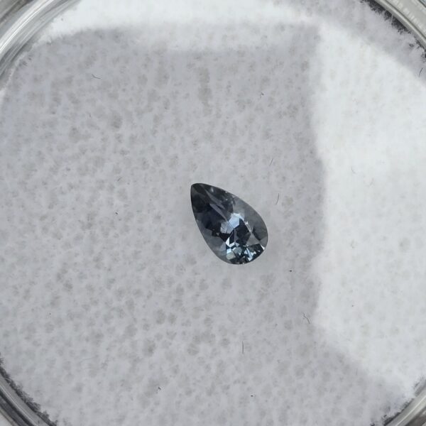 5.00x3.07x2.40mm pear Australian sapphire facet