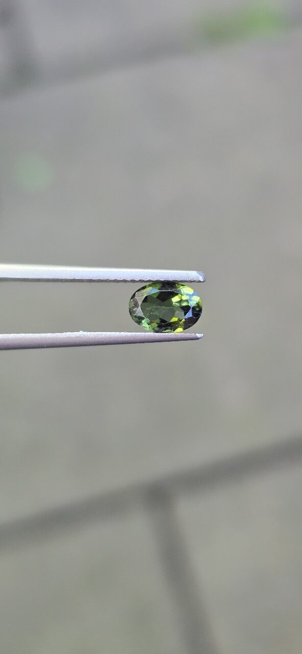 6.95x4.86x2.90mm oval Brazilian tourmaline facet