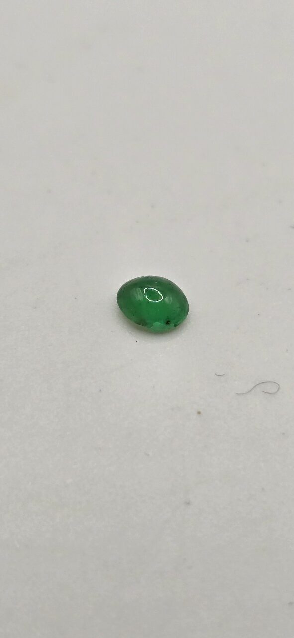 4.56x3.83x2.20mm oval-cut hq Zambian emerald cabochon