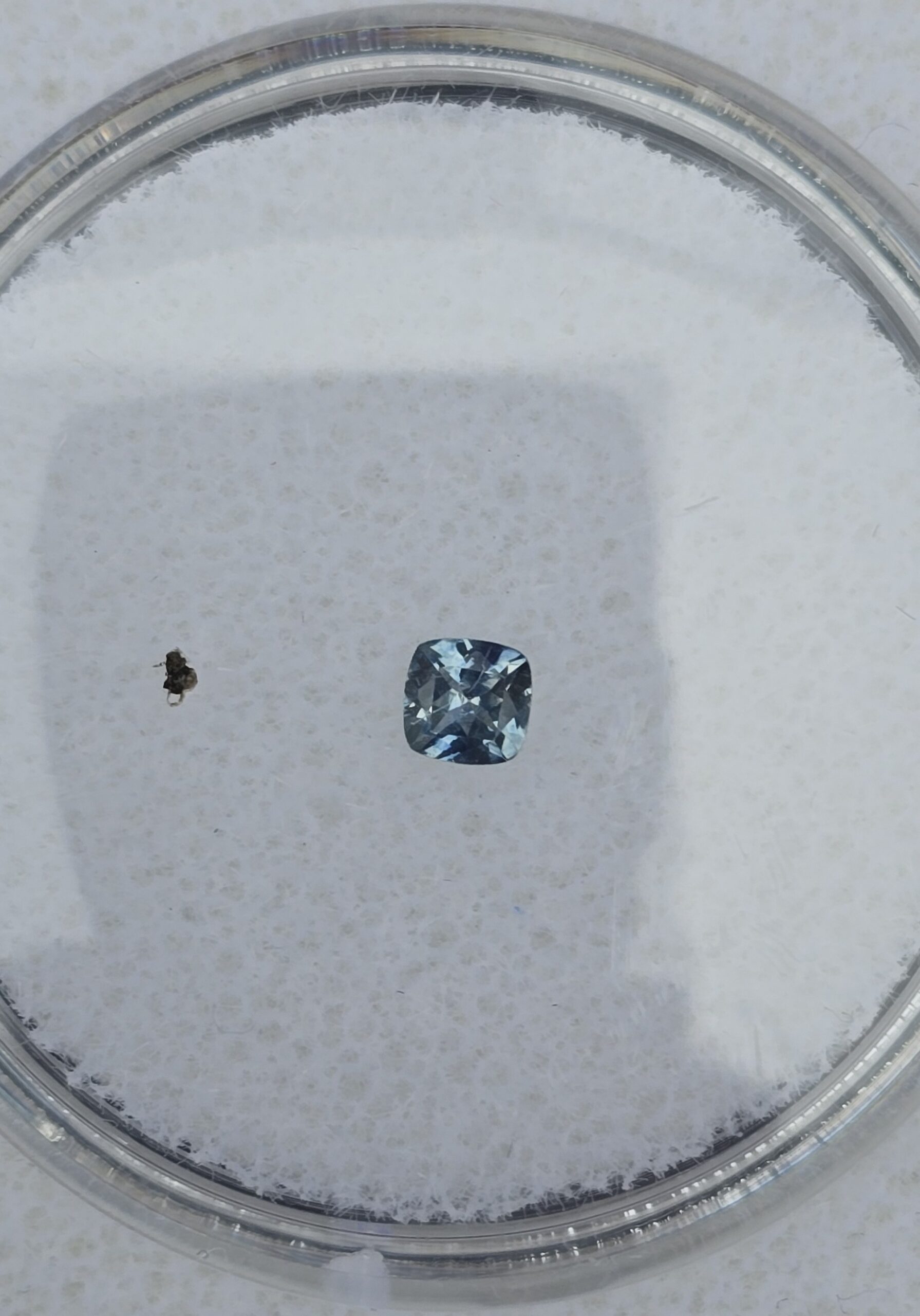 3.07x3.02x2.00mm cushion Australian sapphire facet